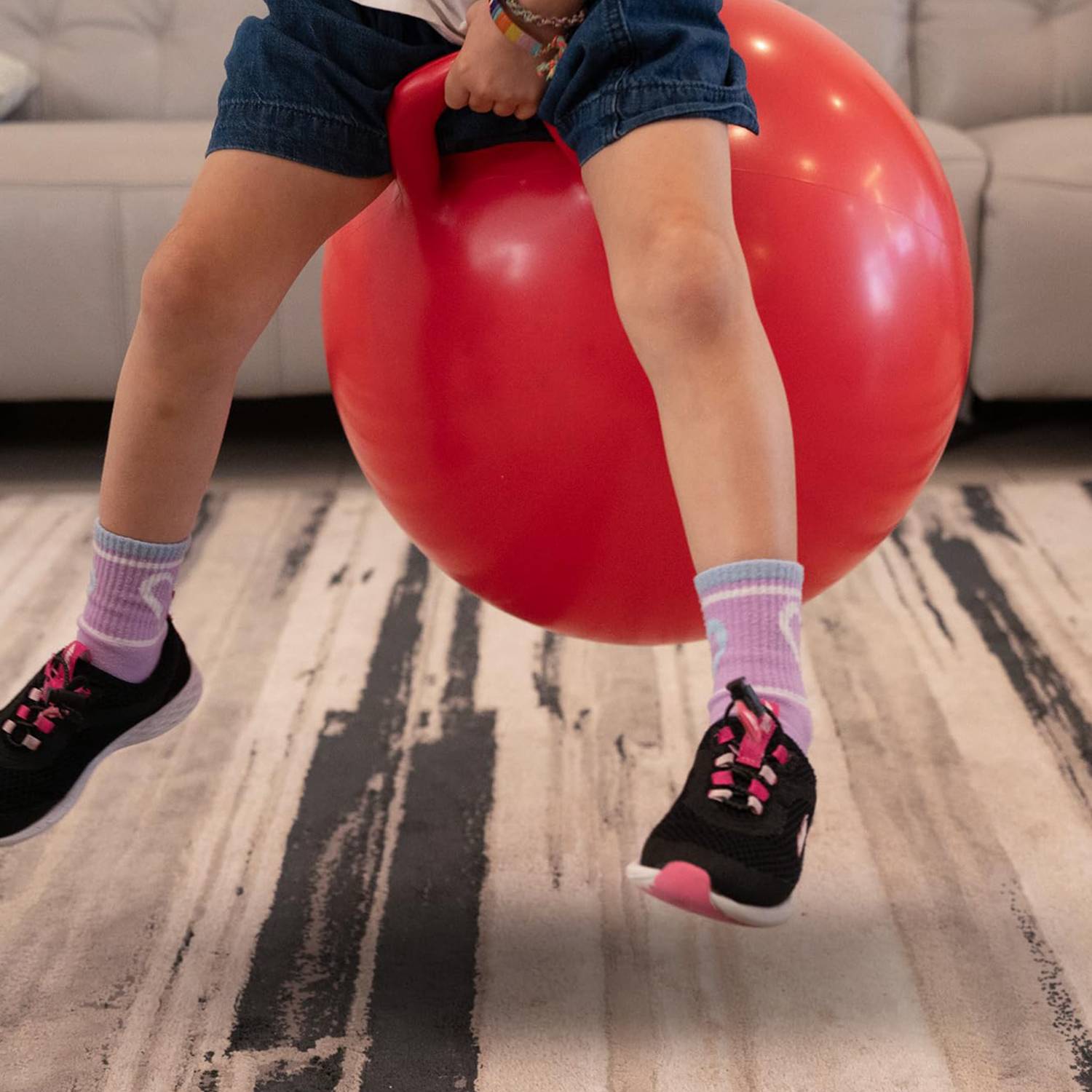 18 Inch Kids Thickened PVC Handle Hopper Ball - Image 3