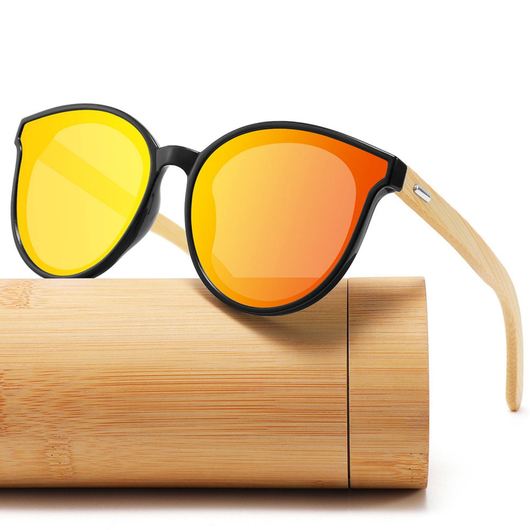 Unisex Bamboo leg sunglasses - Image 4