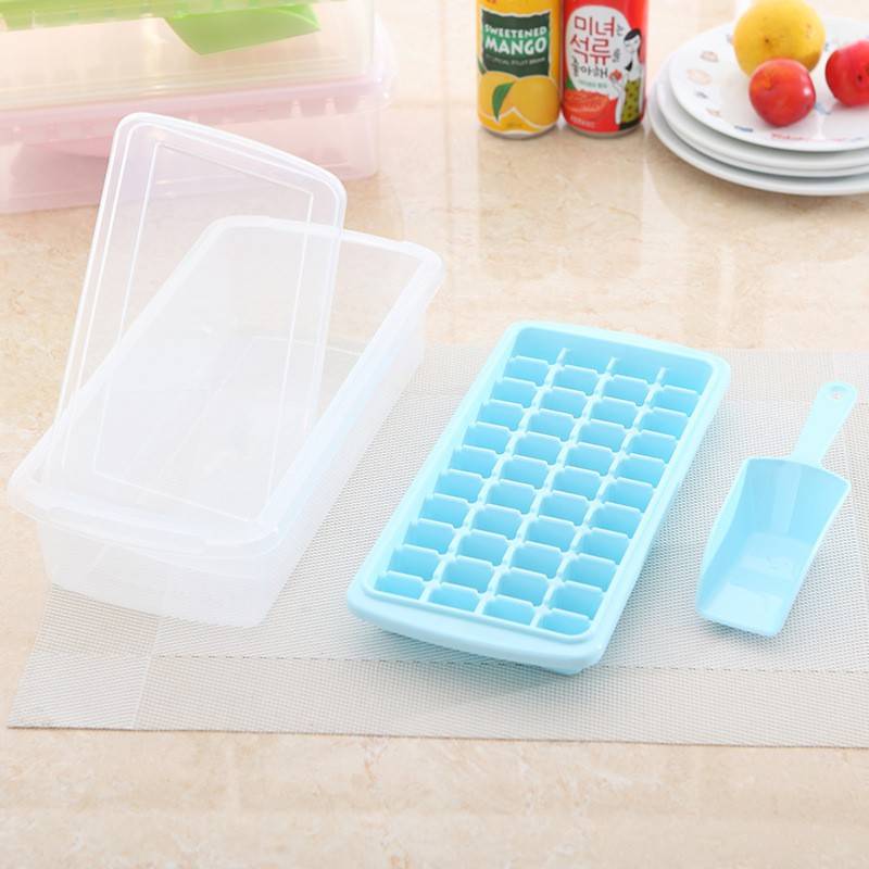 Ice Cube Tray With Lid & Bin - Image 3