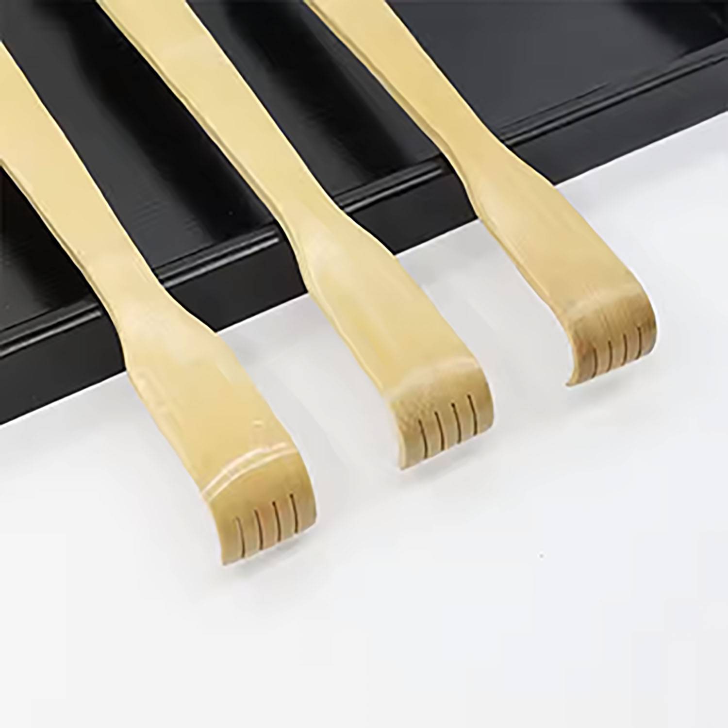 Long Handle Bamboo Back Scratcher - Image 5
