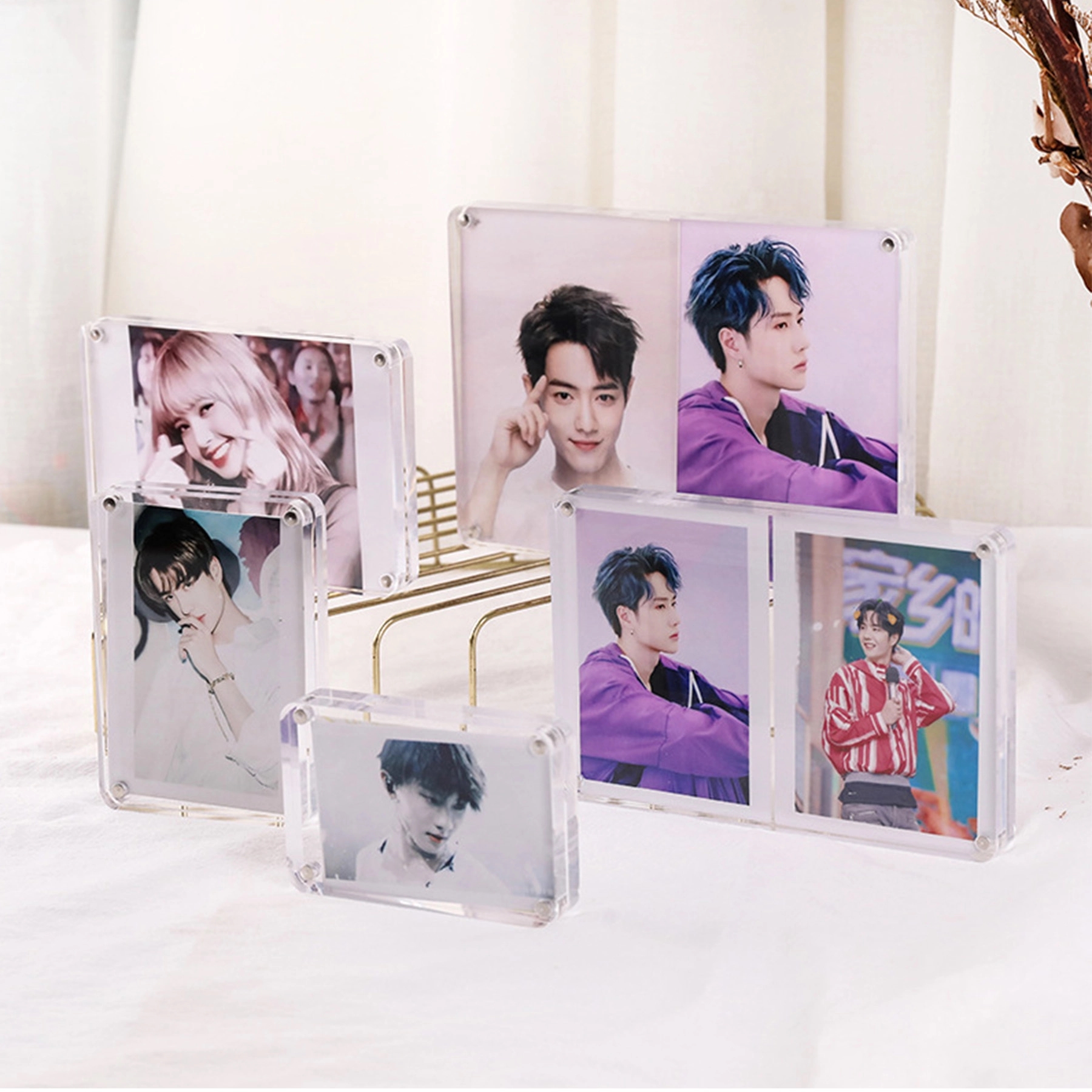 Acrylic Picture Frame with Magnetic