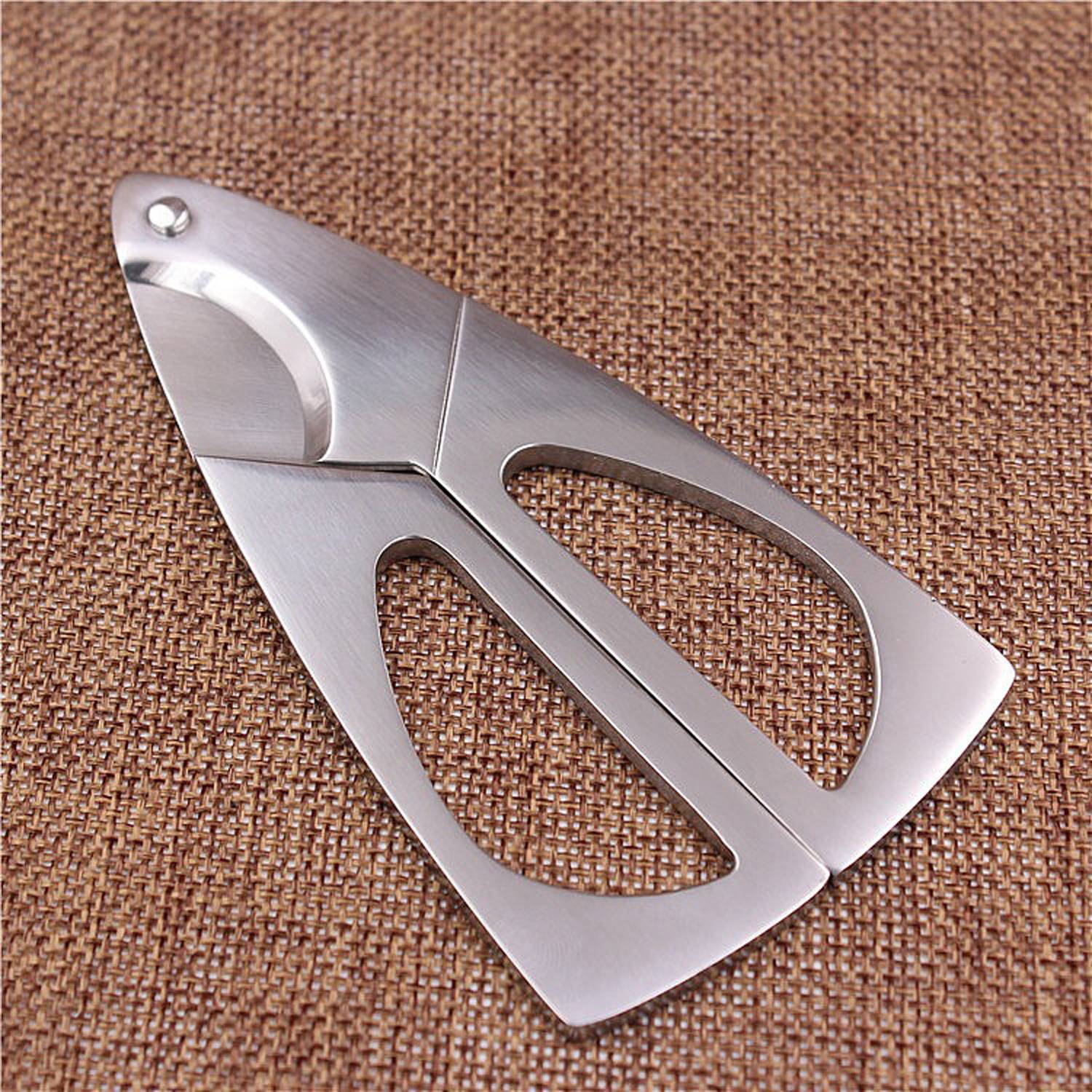 Stainless Steel Triangle Cigar Cutter - Image 4
