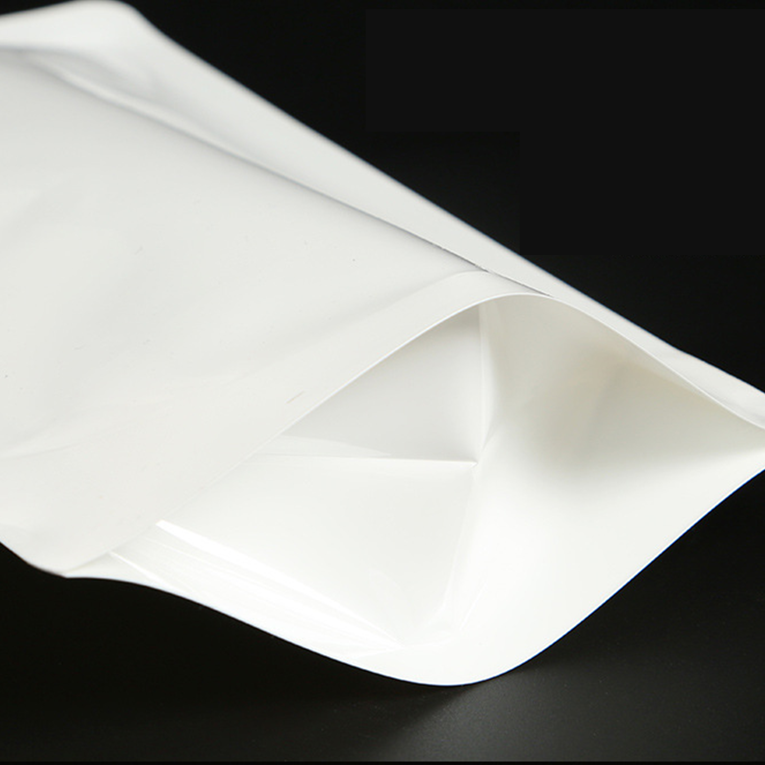 27oz Customizable Leakproof Spout Pouch with Wide Base - Image 4