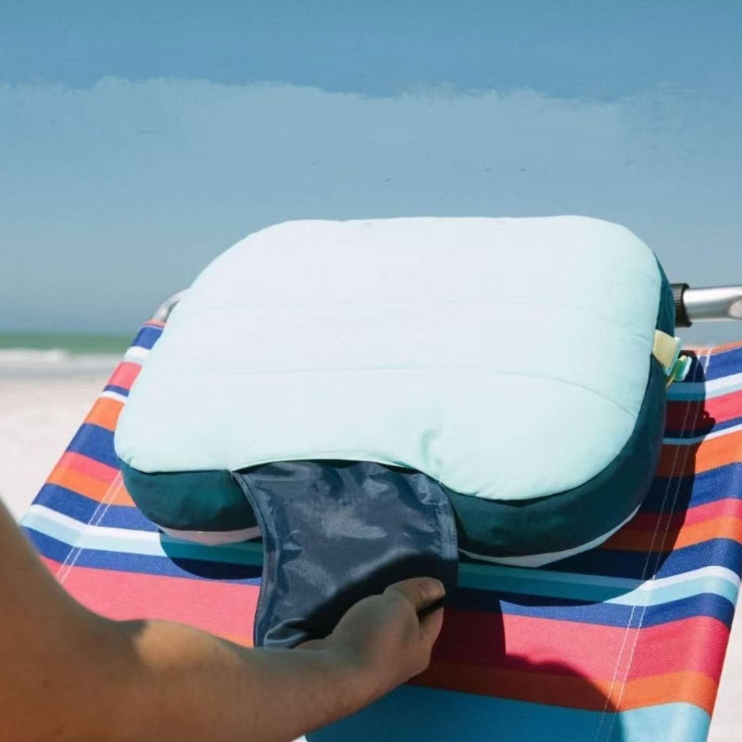 Travel Inflatable Folding Pillow - Image 5