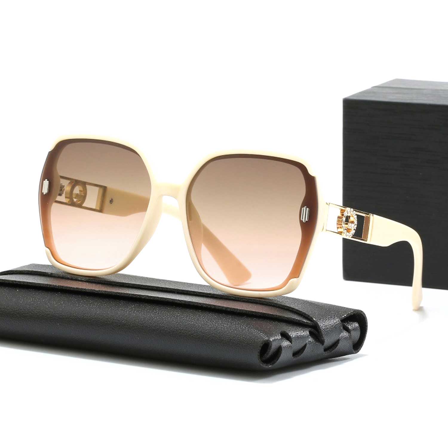 Chic UV Shades Oversized Trendy Sunglasses - Image 6