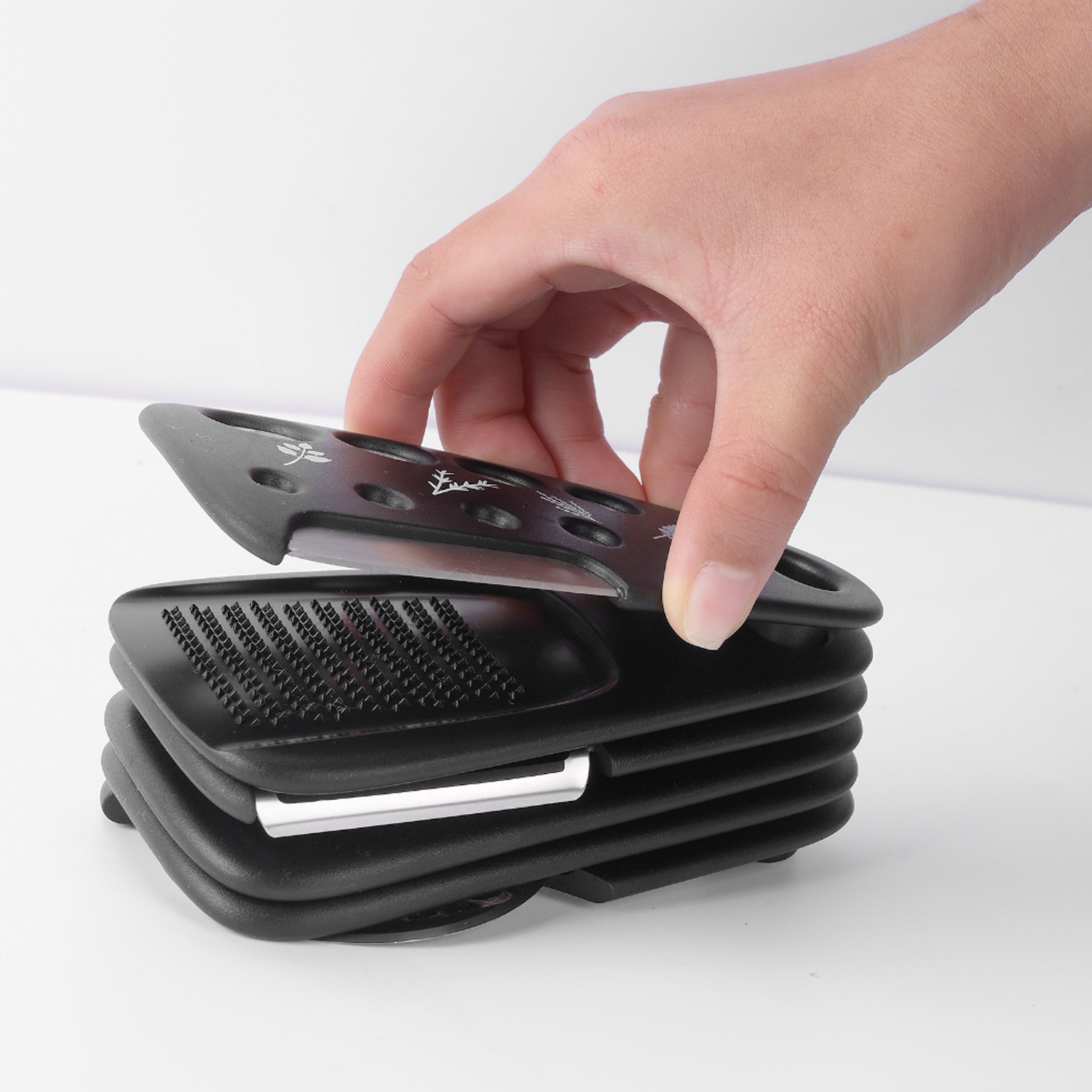 6 in 1 Multifunction Kitchen Tool - Image 5