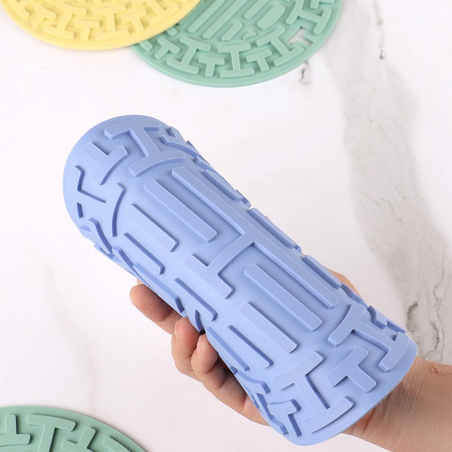 PVC Round Non Slip Placemat - Image 6