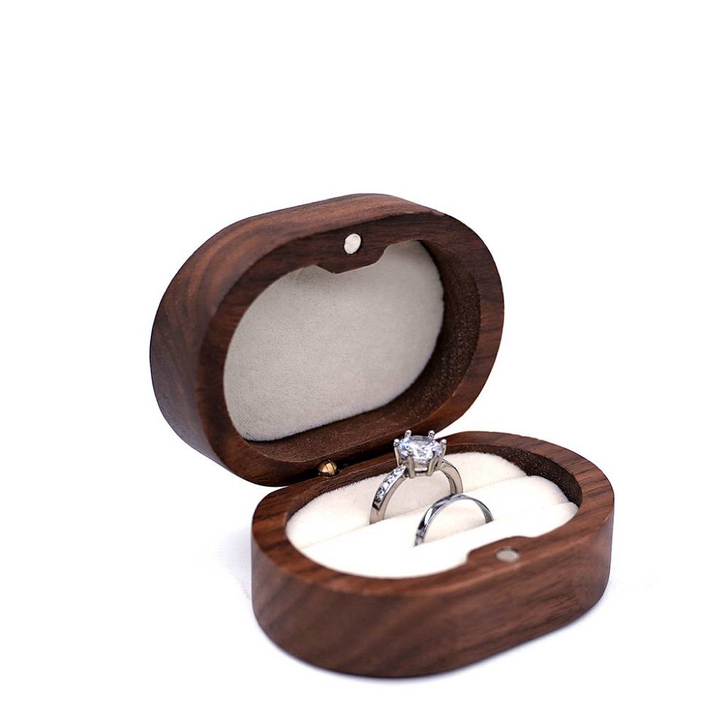 Oval Ring Box(Clear Top Optional) - Image 4