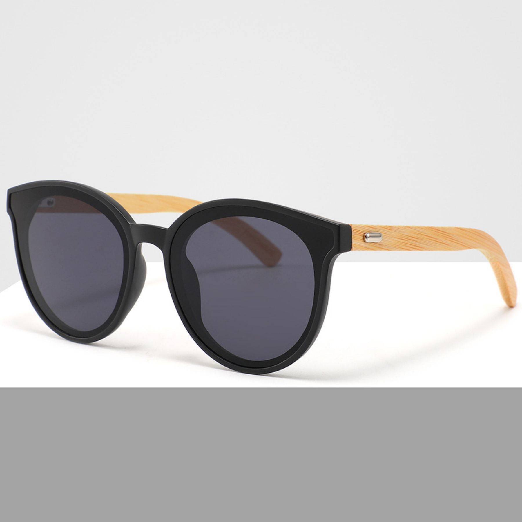 Unisex Bamboo leg sunglasses - Image 6