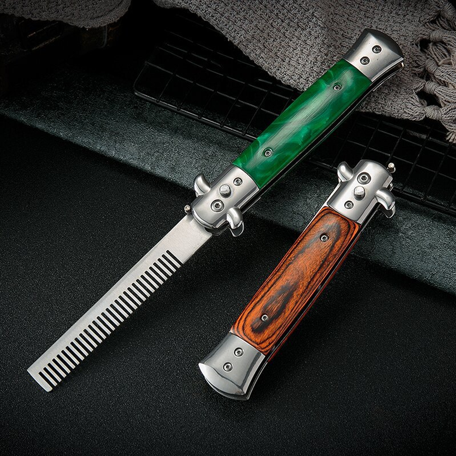 Stainless Steel Folding Comb w/ Resin Handle - Image 3