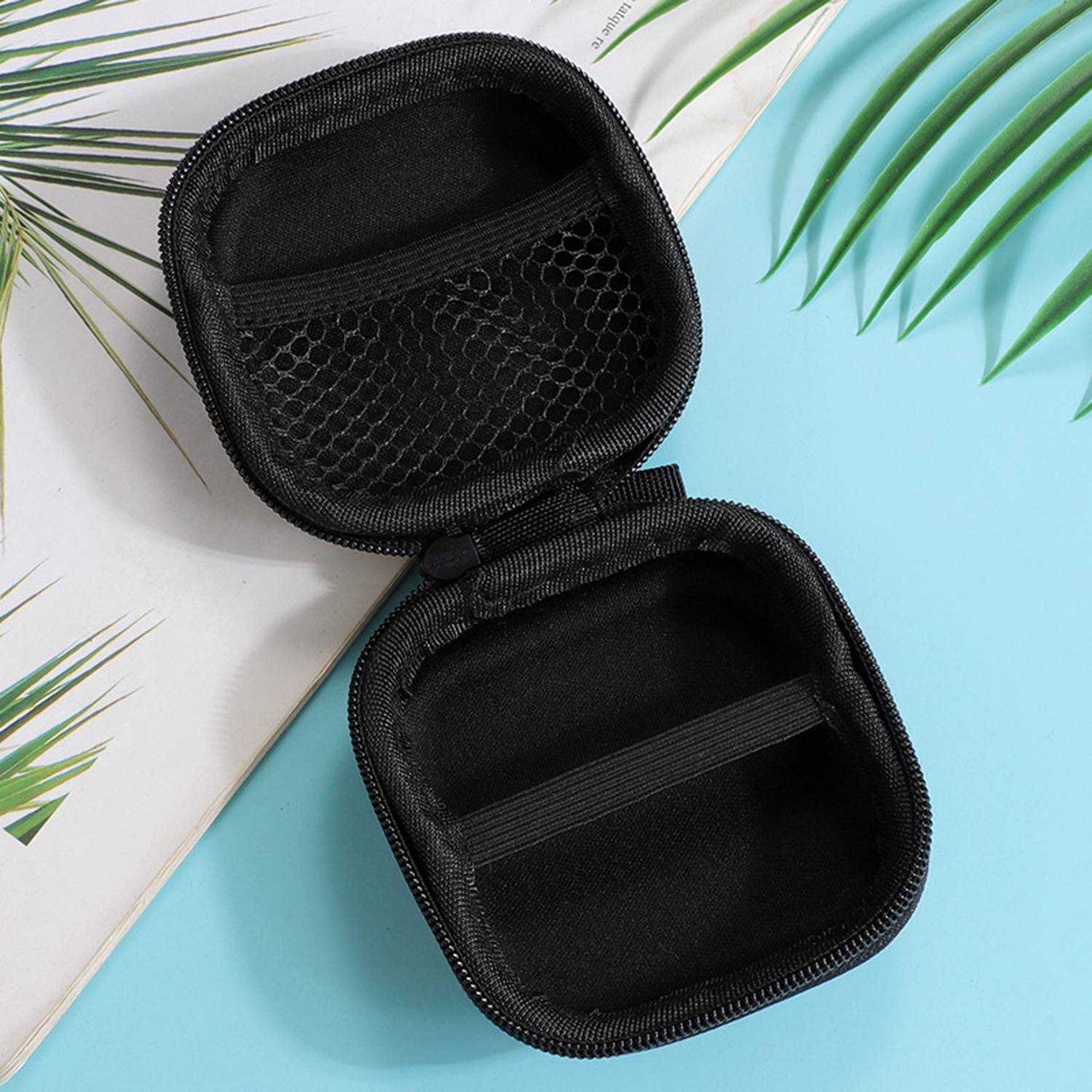 Charging Cable Wired Earbuds Kit w/ Case - Image 3